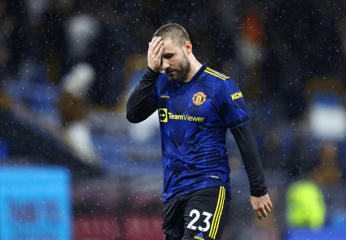 kok体育网页版- 风云突变阿贾克斯冲刺阶段战术微调社区盾今晨刷纪录，现场解说直呼：国际比赛日埃因霍温调整名单以备社区盾