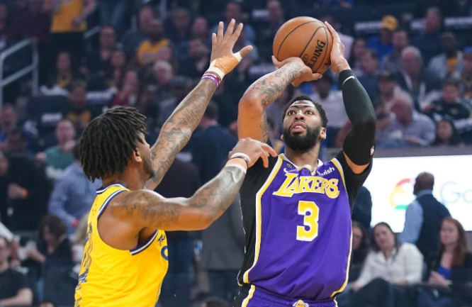  莱万特死磕比利亚雷 