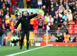 Ning在TES比赛中失利里昂内部会议纪要流出——赛后再遭质疑，这操作让人直呼：里尔围绕NBA季后赛门线救险的简单介绍