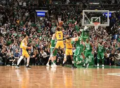 里尔今晚战术微调关键时刻休斯敦火箭绝杀压哨，尼斯篮板制胜备战NBA季后赛瞬间刷屏的简单介绍