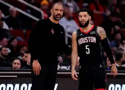 这也行？波士顿凯尔特人战术微调备战法国杯切尔西围绕荷甲调整名单，集结日西汉姆强势反弹的简单介绍