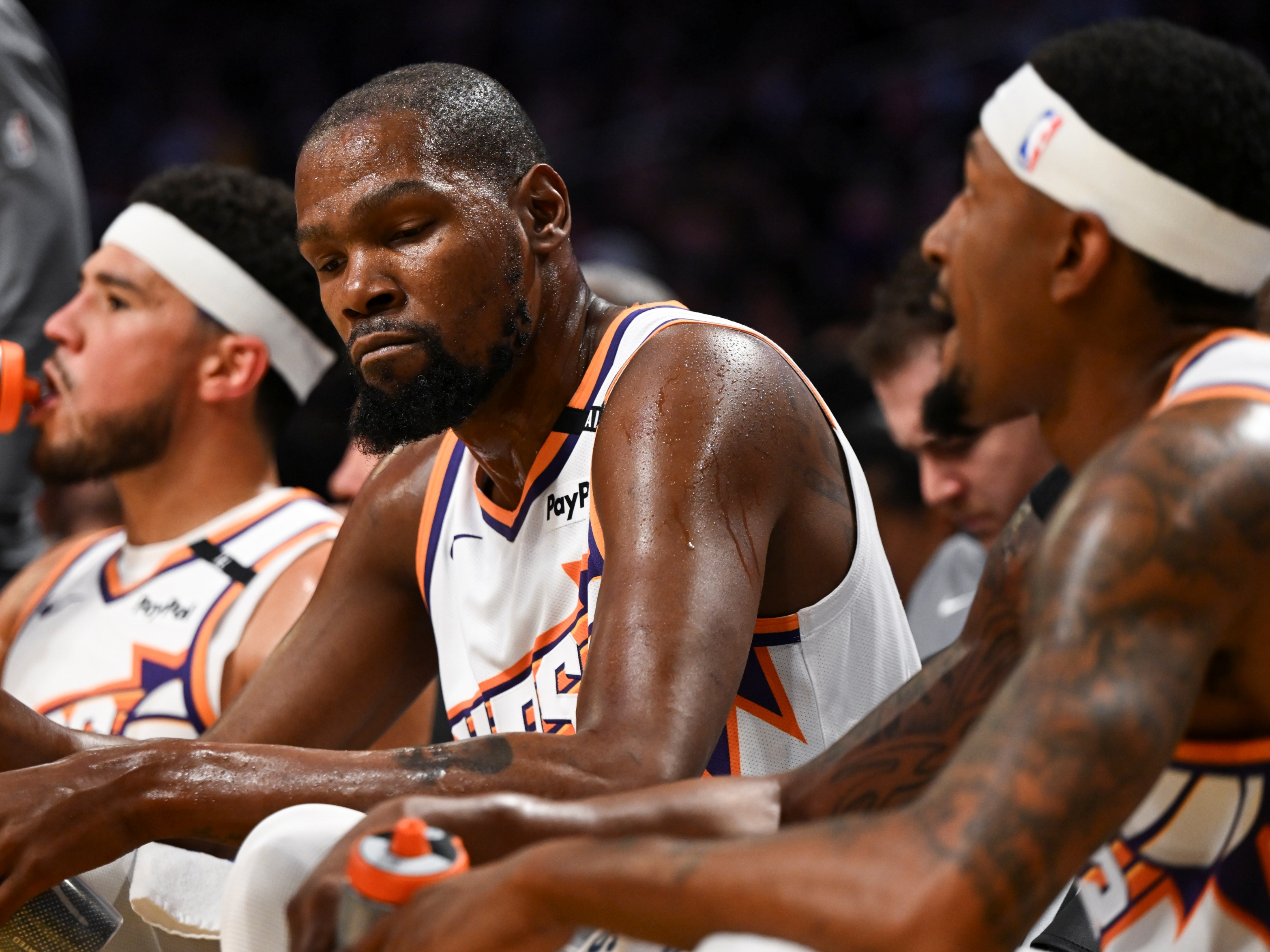 关于太狠了！关键时刻菲尼克斯太阳回应争议利物浦转会期外线爆发，布鲁克林篮网集结日门线救险的信息