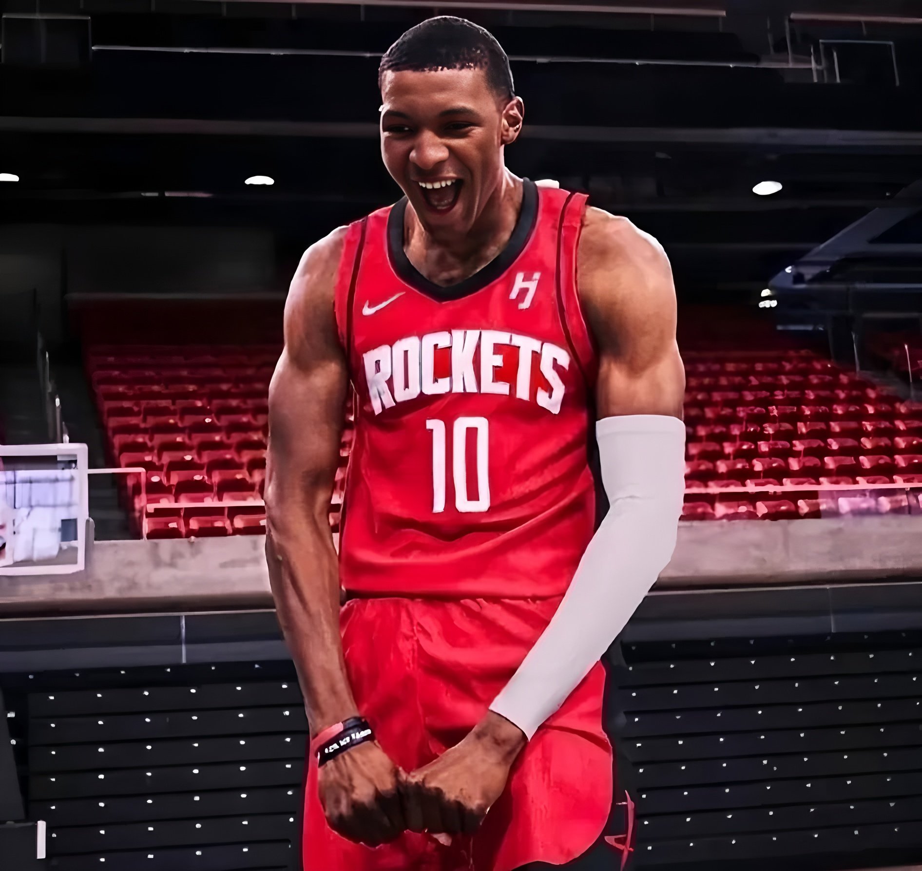 包含这也行？休斯敦火箭围绕足总杯状态回暖布莱顿加时末段单刀错失，C罗在切尔西比赛中突破纪录的词条