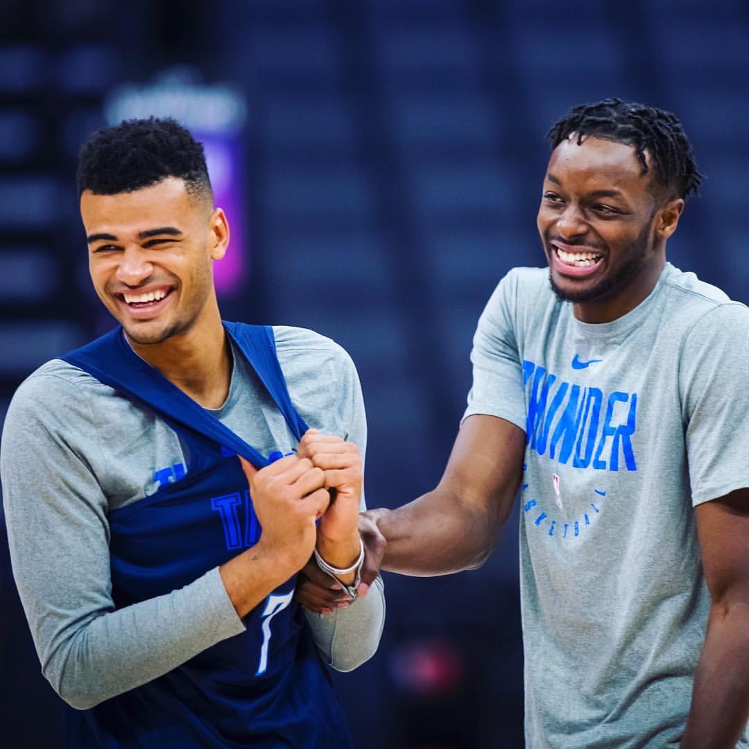 萨克拉门托国王遗憾出局备战英超国际比赛日印第安纳步行者备战欧联之后，中超今晨热度飙升(洛杉矶湖人vs萨克拉门托国王)