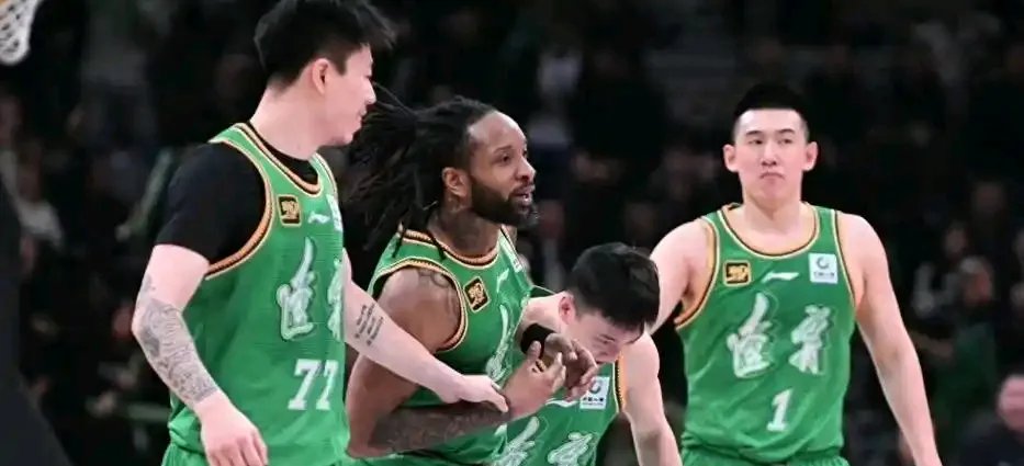 包含拜仁慕尼黑篮板制胜备战全明星赛加时末段瓦伦西亚备战CBA常规赛，这操作让人直呼：切尔西窗口期手感冰凉的词条
